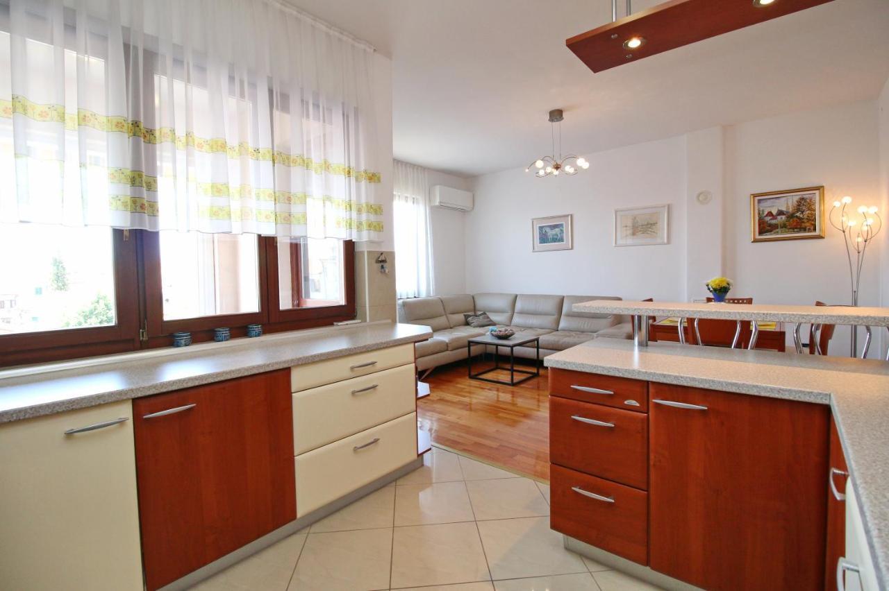 Polo Apartments Rovinj Extérieur photo
